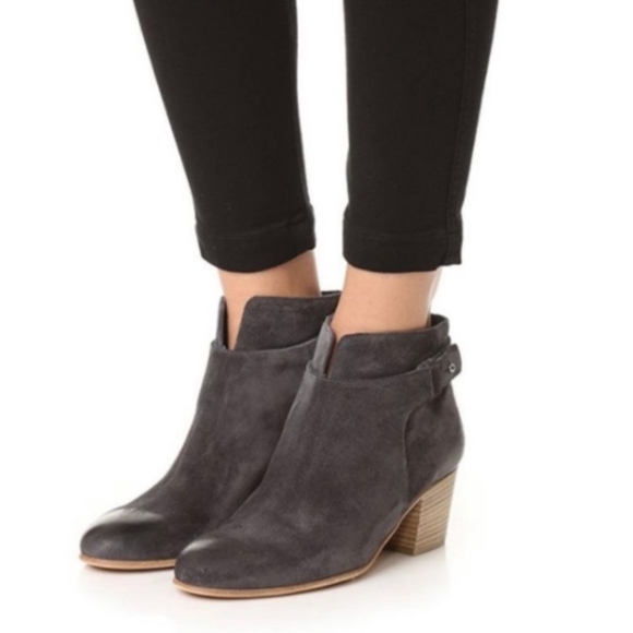 VINCE Ankle Boots Italy Brown Suede Strap Clasp Bootie 7M - Picture 1 of 4